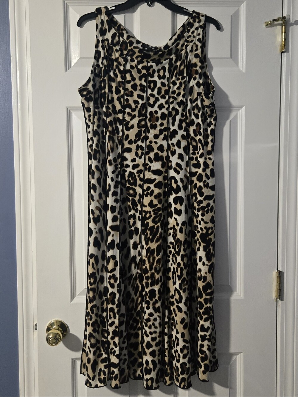 Voir Voir Leopard Print Midi Dress